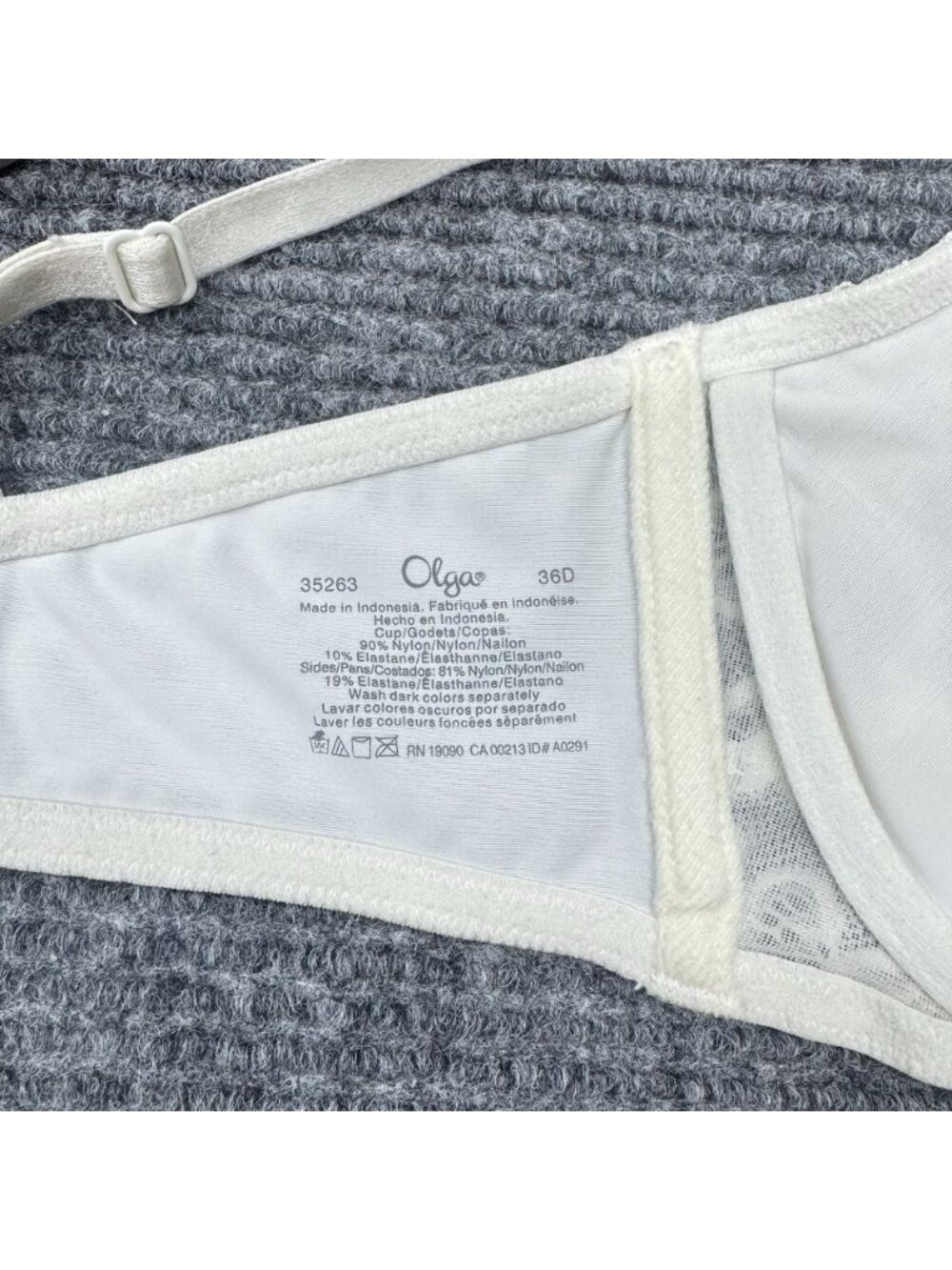 Olga Bra 36D Pretty Lace Cami Underwire Unlined Off White Floral Overlay 35263 - Picture 5 of 6